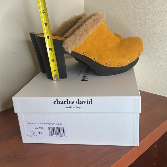 NWOT Charles David Limited Platform Suede Clog, Mustard Yellow, size 41 - Picture 4 of 15